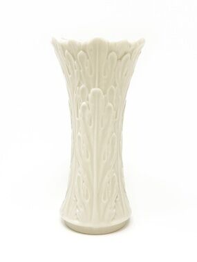 Vintage Lenox Woodland Collection Vase 6” Ivory Porcelain Embossed Leaf EUC